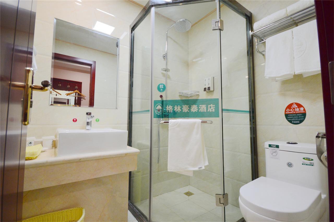 Greentree Alliance Jiangxi Nanchang Honggutan Middle Fenghuang Avenue Hotel Экстерьер фото