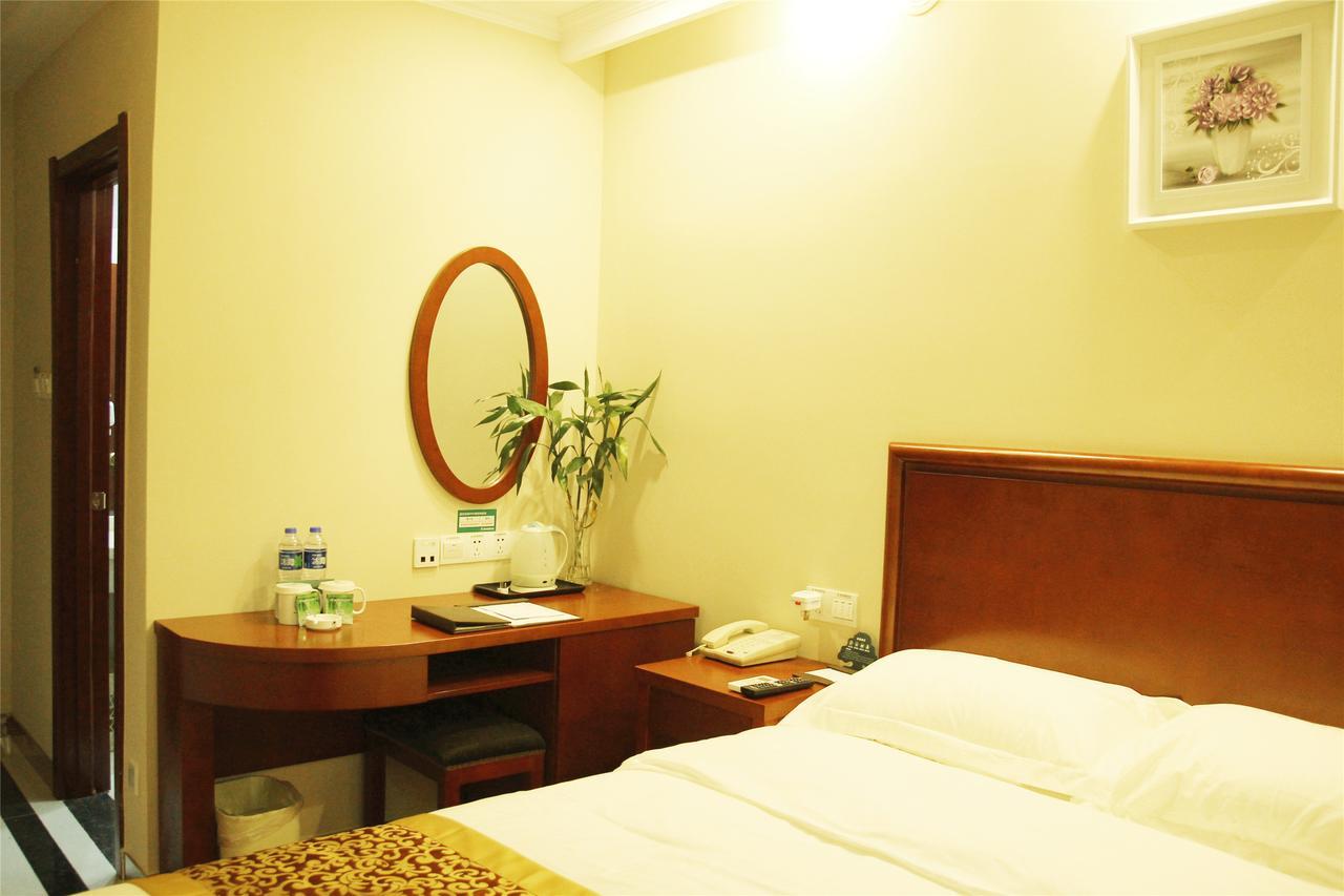 Greentree Alliance Jiangxi Nanchang Honggutan Middle Fenghuang Avenue Hotel Экстерьер фото